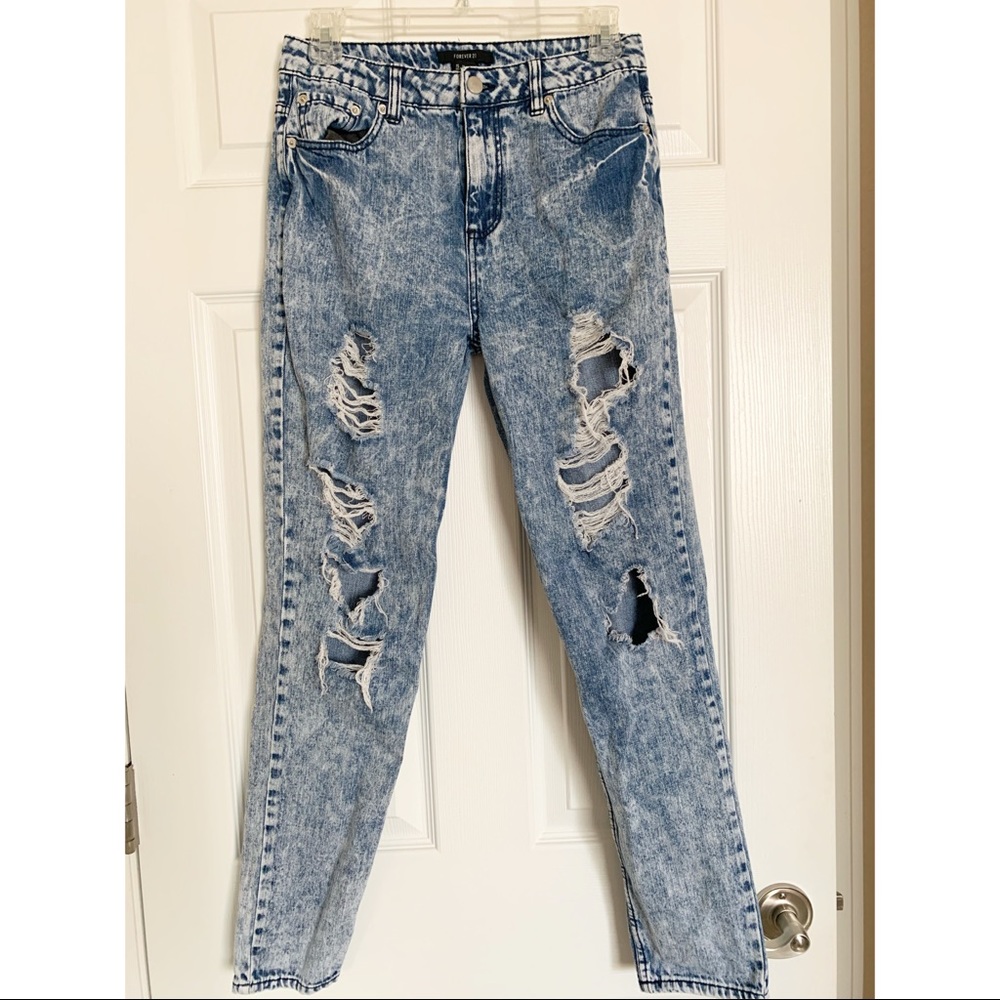 Acid wash mom jeans